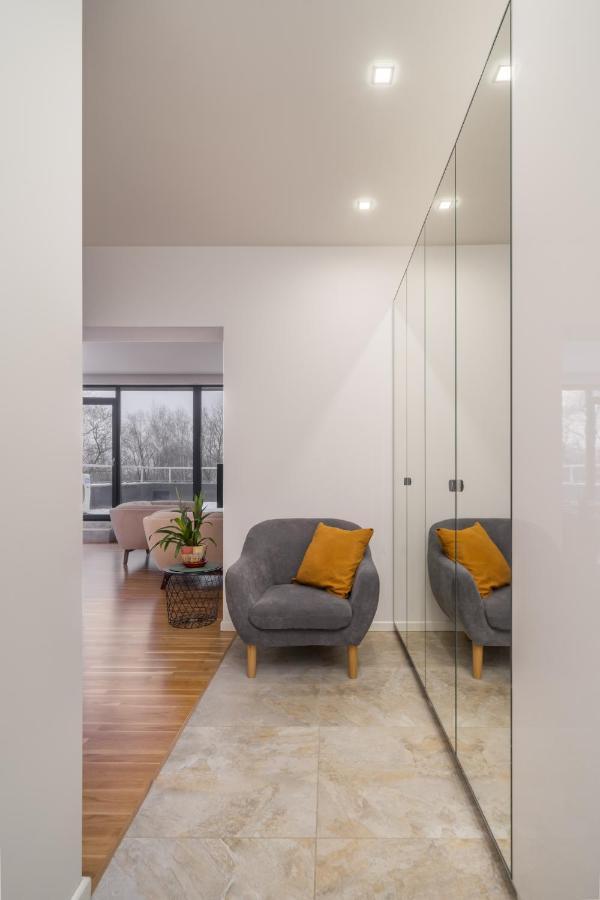 1-Bedroom Penthouse With Underground Parking Riga Exterior photo