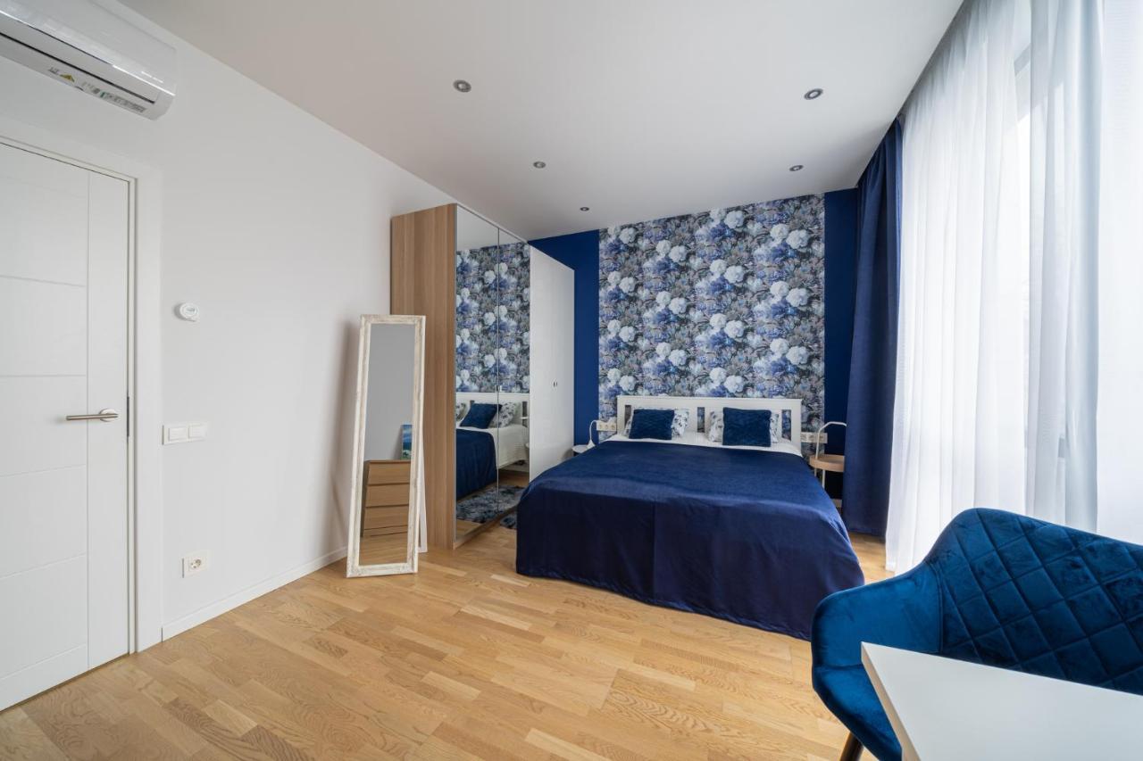 1-Bedroom Penthouse With Underground Parking Riga Exterior photo